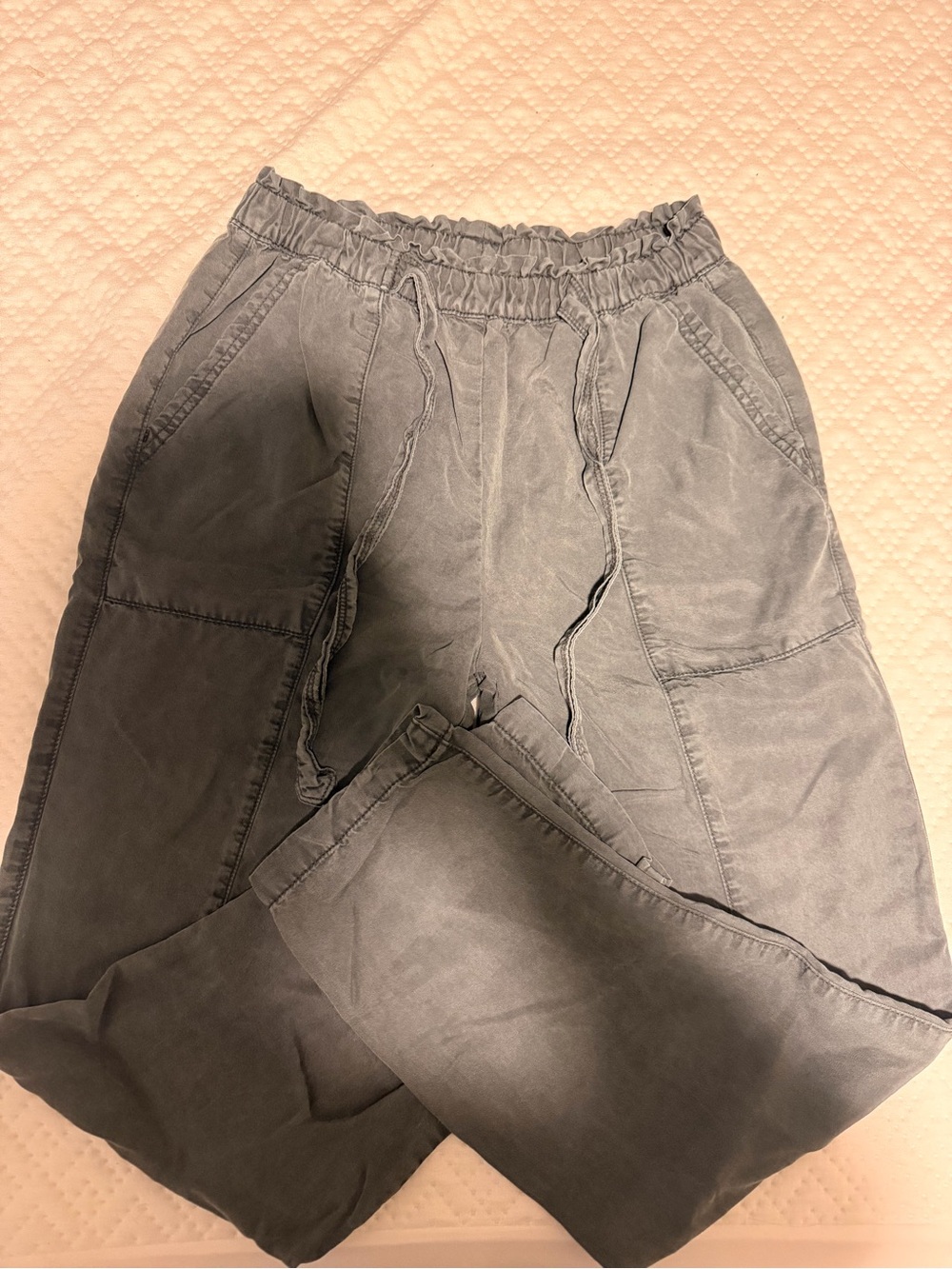 aerie Washed Gray Elastic-Waist Cargo Trousers